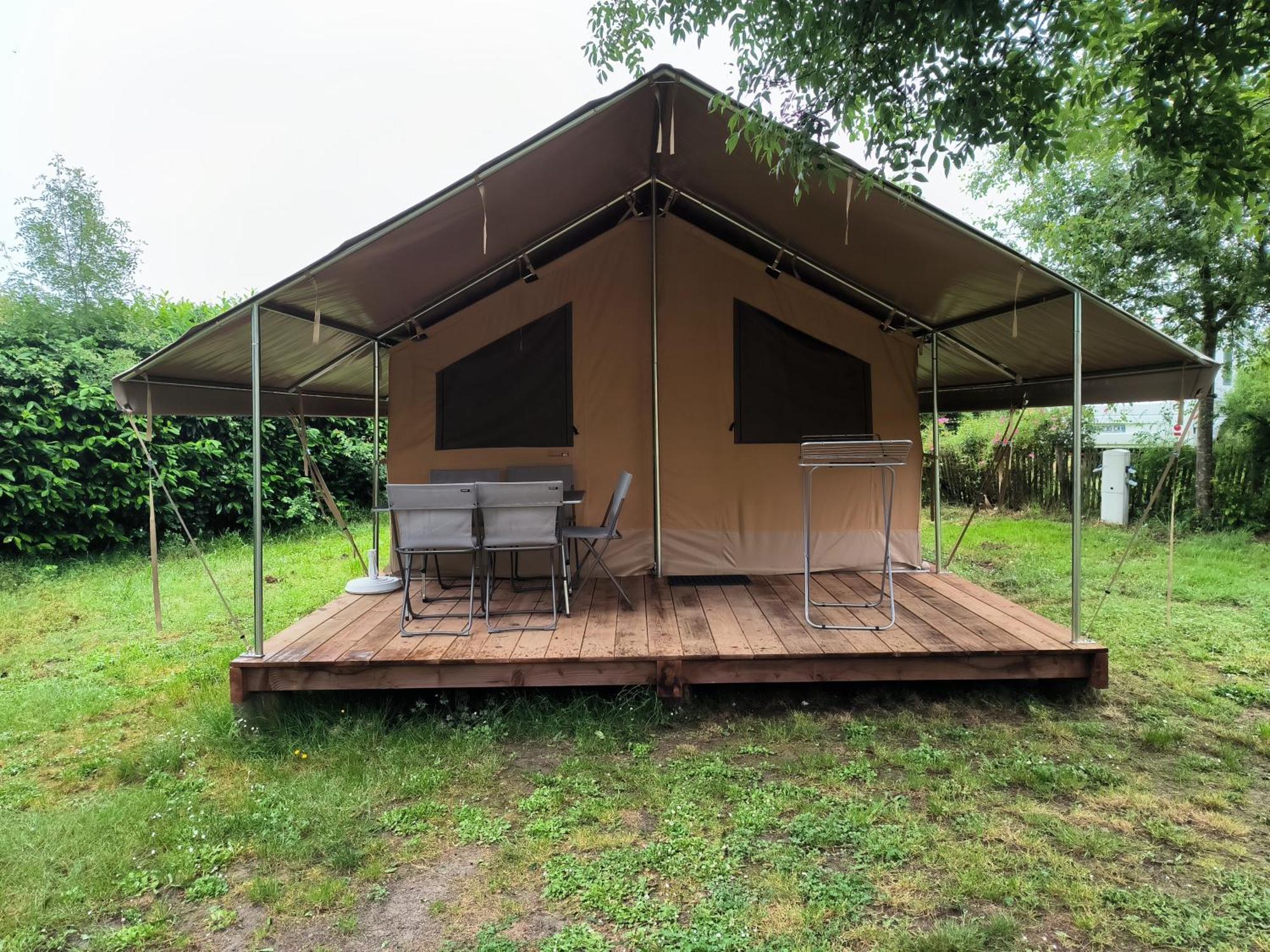 Camping Onlycamp Du Moulin Clisson Exterior foto